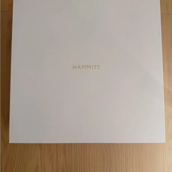 Hammitt VIP Lrg in Navy/Gold - Picture 8 of 8